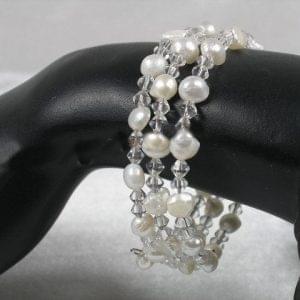 Pearl & Crystal Bracelet