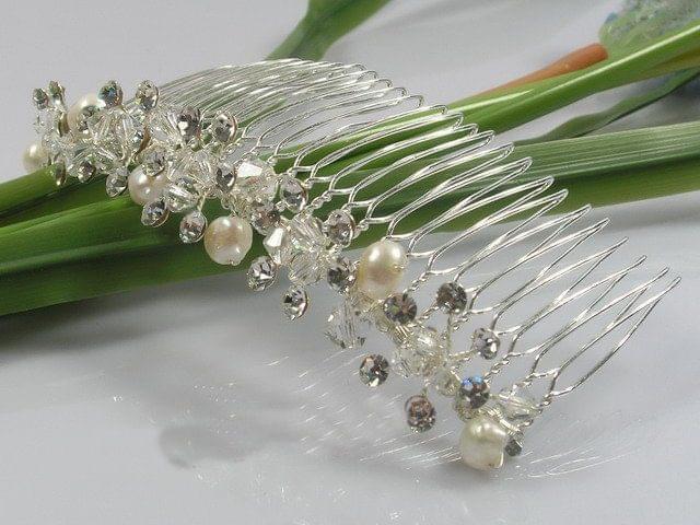 Pearl & Rhinestone Comb