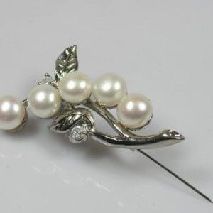 Pearl Leaf Design Brooch