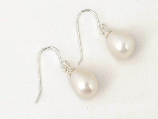 Pearl Oval Design Earrings