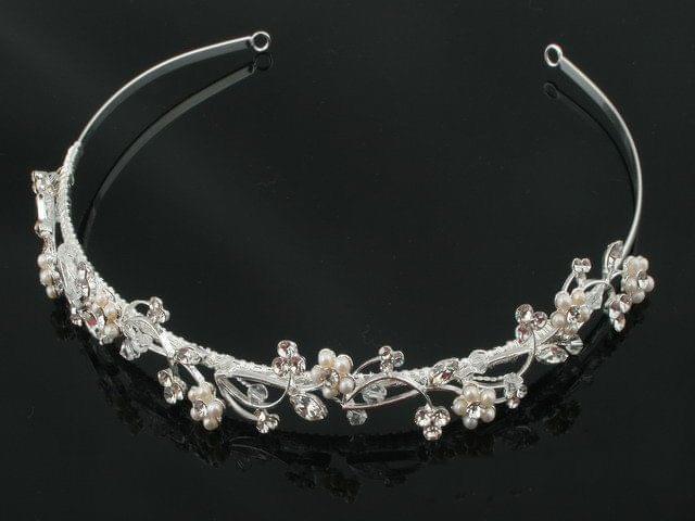 Sparkling floral pearl and crystal headband