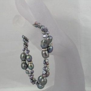 Black Pearl Bracelet