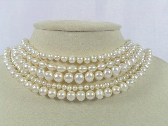 A Pearl Choker