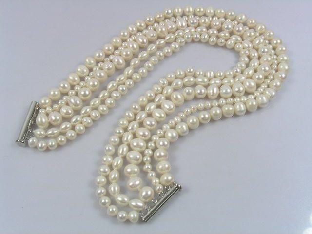 A Pearl Choker - Image 2
