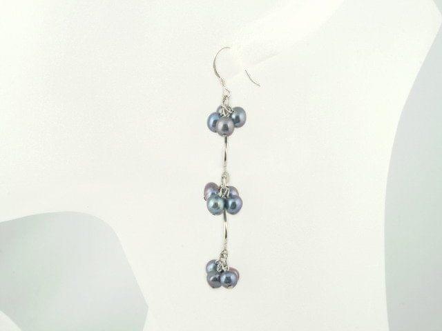 Stunning Grape Design Dangle Earrings - Image 2