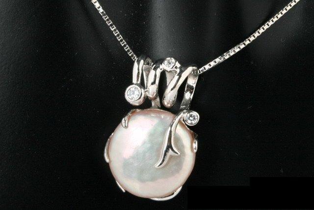Modern Pearl Pendant