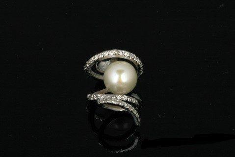 Designer Round Pearl Pendant